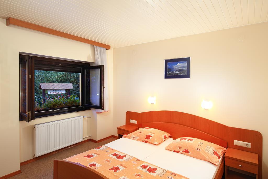 Rooms Sustersic Ljubljana Luaran gambar