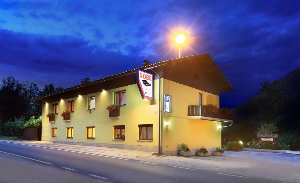 Rooms Sustersic Ljubljana Luaran gambar