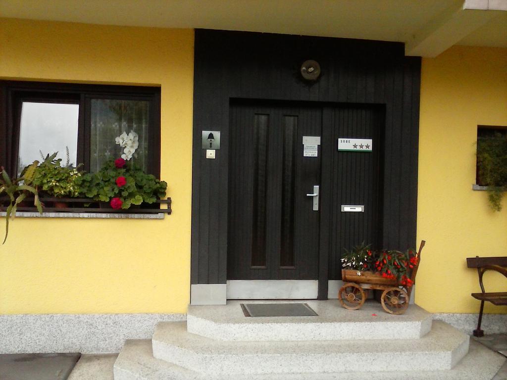 Rooms Sustersic Ljubljana Luaran gambar