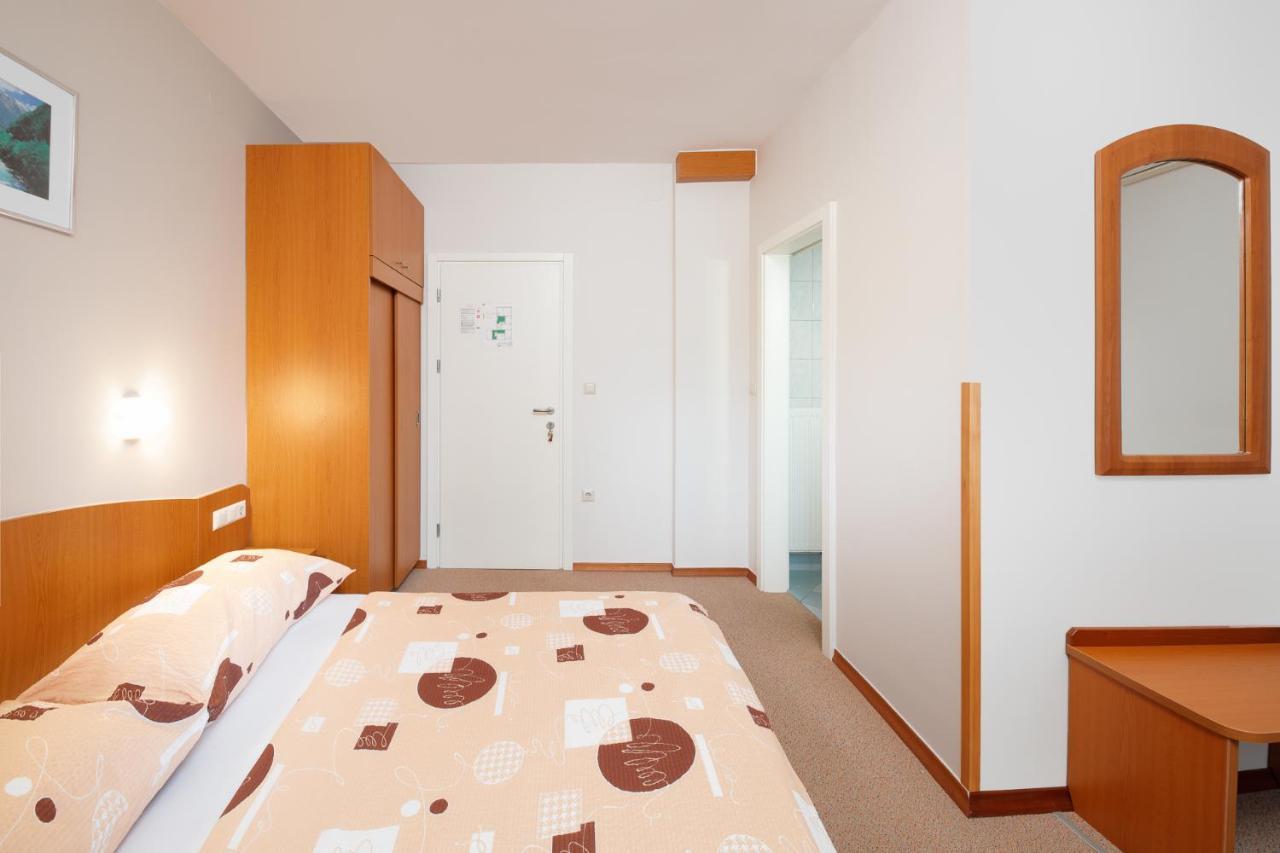 Rooms Sustersic Ljubljana Luaran gambar