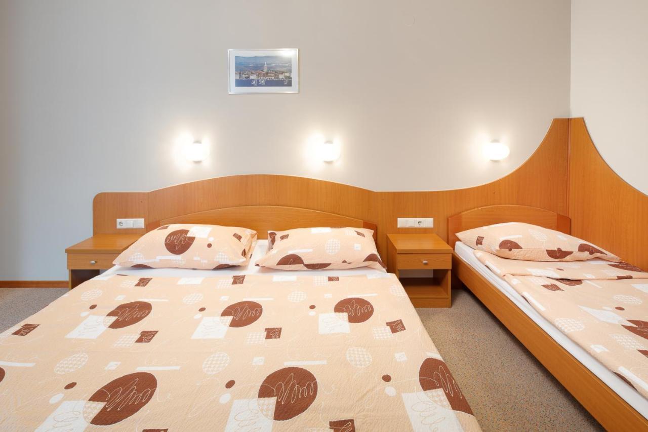 Rooms Sustersic Ljubljana Luaran gambar