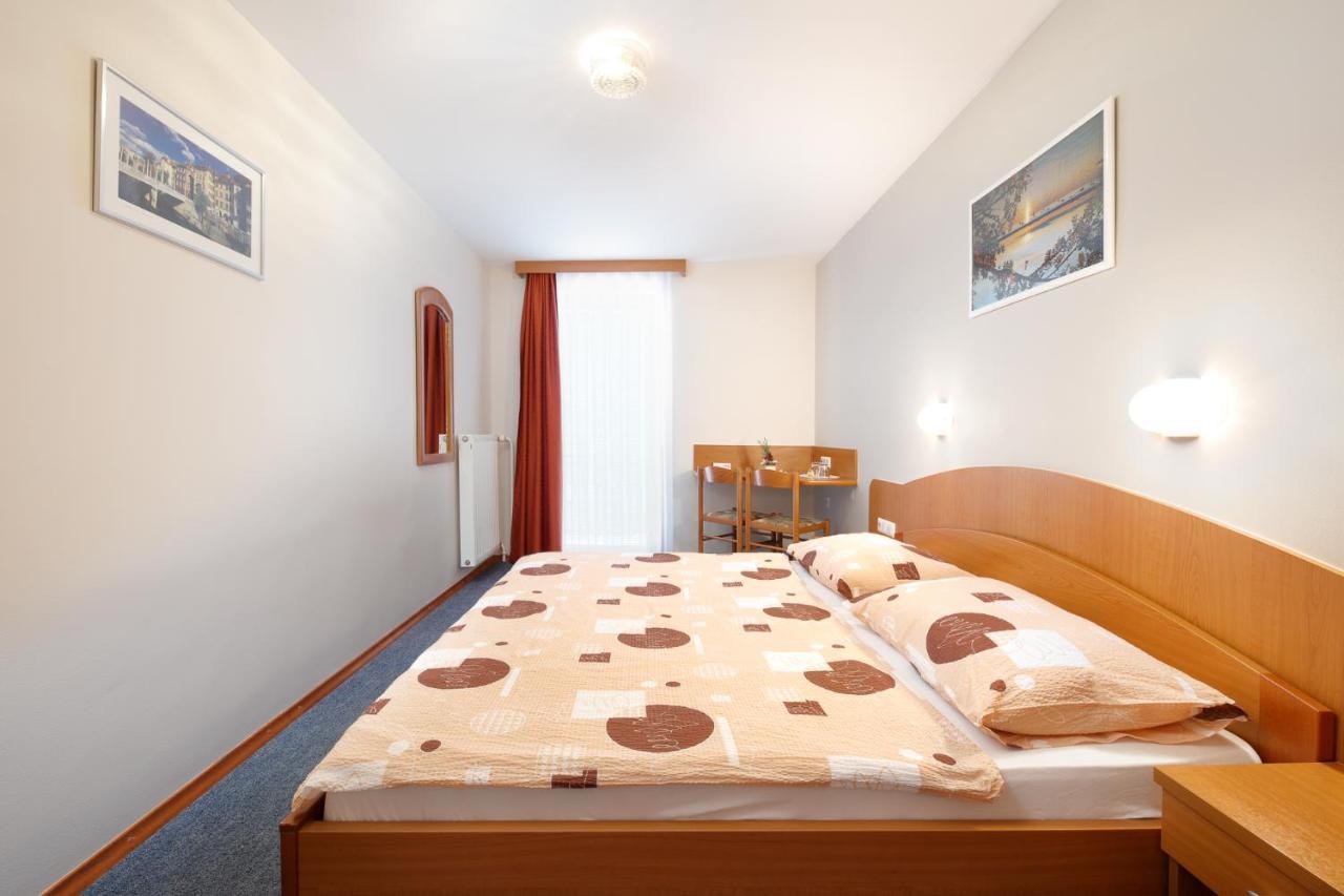 Rooms Sustersic Ljubljana Luaran gambar